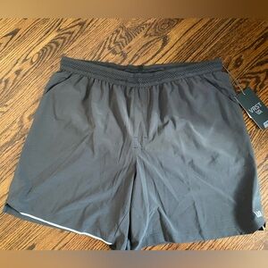 NWT VRST‎ Men's Enthusiast 7" Run Shorts Size XL Charcoal Gray Brief Lined